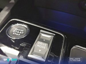 Peugeot 3008  180 e-EAT8 Allure Pack - Foto 25
