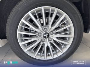 Mitsubishi Outlander  2.4 PHEV  Auto 4WD Kaiteki+ - Foto 11