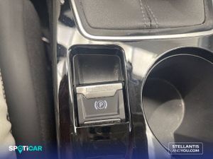 Peugeot 208   Puretech 100 Allure - Foto 20