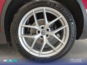 Alfa Romeo Stelvio  2.2 Diésel 154kW (210CV)  Q4 Executive - Foto 11