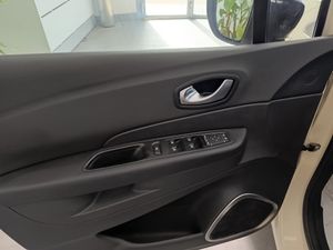 Renault Captur Life Energy TCe 66 kW - Foto 9