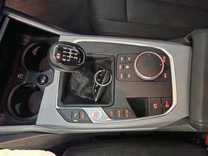 BMW Serie 3 318d Berlina - Foto 20