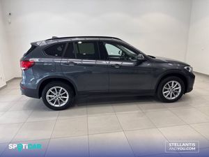 BMW X1  sDrive18dA Corporate - Foto 4