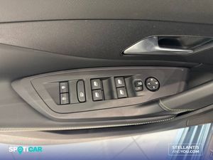 Peugeot 308  SW  Hybrid 145 e-DCS6 GT - Foto 12