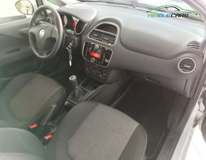 Fiat Punto 1.2 MYSTYLE  - Foto 11