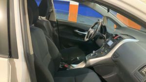 Toyota Auris 1.8 HIBRIDO  - Foto 8