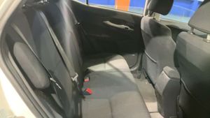 Toyota Auris 1.8 HIBRIDO  - Foto 9