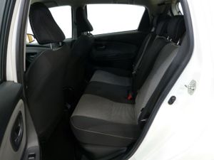 Toyota Yaris 1.5 HYBRID ACTIVE  - Foto 17