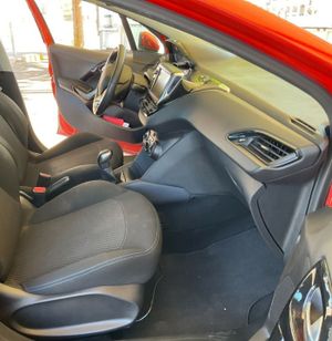 Peugeot 208 1.2 VTI ALLURE  - Foto 6