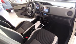 Toyota Yaris ADVANCE - Foto 12