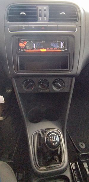 Volkswagen Polo 1.2 ADVANCE - Foto 16