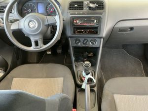 Volkswagen Polo 1.2 ADVANCE - Foto 7