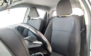 Toyota Yaris ACTIVE+ - Foto 16