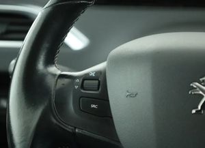 Peugeot 2008 1.6 BLUEHDI ALLURE - Foto 11