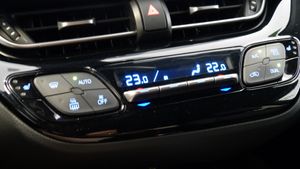 Toyota C-HR ADVANCE - Foto 17