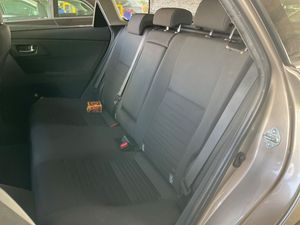 Toyota Auris Touring Sports 140H e-CVT Active - Foto 10