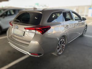 Toyota Auris Touring Sports 140H e-CVT Active - Foto 3