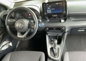 Toyota Yaris 5p 120H Active Tech - Foto 4