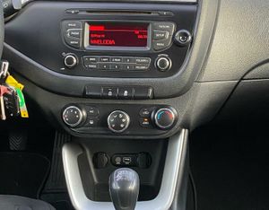 Kia Ceed 1.4 100CV - Foto 25