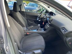 Peugeot 308 SW 1.5 130CV - Foto 16