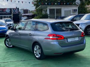 Peugeot 308 SW 1.5 130CV - Foto 20