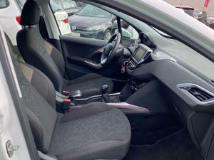 Peugeot 2008 Active 1.2 PureTech 110 SS - Foto 33