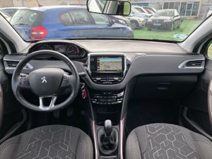 Peugeot 2008 Active 1.2 PureTech 110 SS - Foto 8
