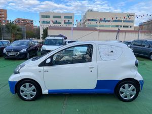Toyota Aygo 1.4 54CV - Foto 22