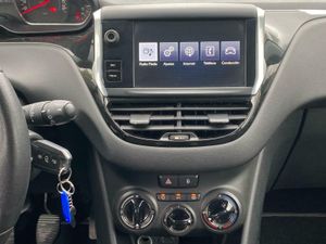 Peugeot 208 1.2 82CV - Foto 11