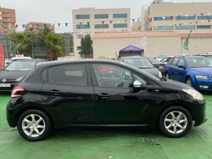 Peugeot 208 1.2 82CV - Foto 4