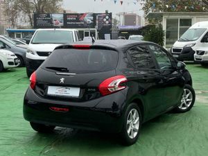 Peugeot 208 1.2 82CV - Foto 16