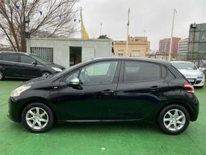 Peugeot 208 1.2 82CV - Foto 5