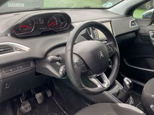 Peugeot 208 1.2 82CV - Foto 7