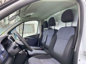 Opel Vivaro 1.6 125CV - Foto 30