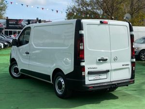 Opel Vivaro 1.6 125CV - Foto 7