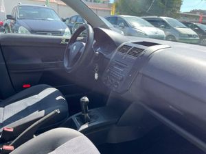 Volkswagen Polo 1.4 80CV - Foto 29