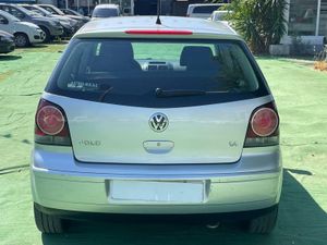 Volkswagen Polo 1.4 80CV - Foto 20