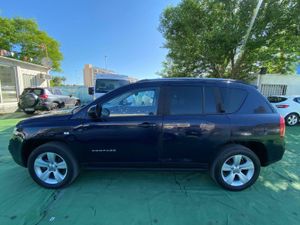 Jeep Compass 2.2 136CV - Foto 5