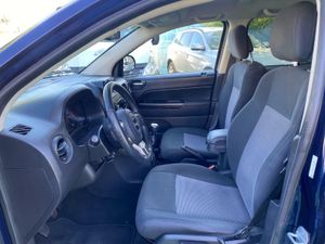 Jeep Compass 2.2 136CV - Foto 6