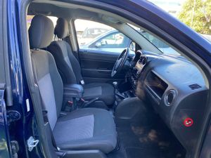 Jeep Compass 2.2 136CV - Foto 30