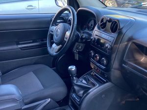 Jeep Compass 2.2 136CV - Foto 29