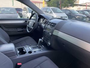 Volkswagen Touareg 2.5 TDI R5 MOTION - Foto 34