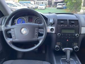 Volkswagen Touareg 2.5 TDI R5 MOTION - Foto 15