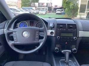 Volkswagen Touareg 2.5 TDI R5 MOTION - Foto 31