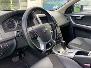 Volvo XC60 2.4 205CV AWD KINETIC AUTO - Foto 29
