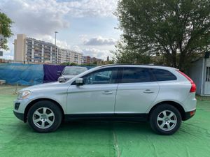 Volvo XC60 2.4 205CV AWD KINETIC AUTO - Foto 6