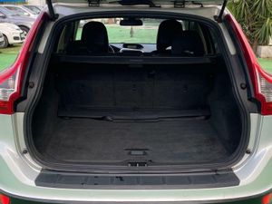 Volvo XC60 2.4 205CV AWD KINETIC AUTO - Foto 21