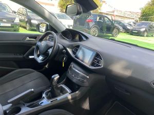 Peugeot 308 1.2 110CV - Foto 15