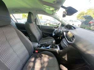 Peugeot 308 1.2 110CV - Foto 12