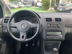 Volkswagen Touran 1.6 105CV - Foto 33